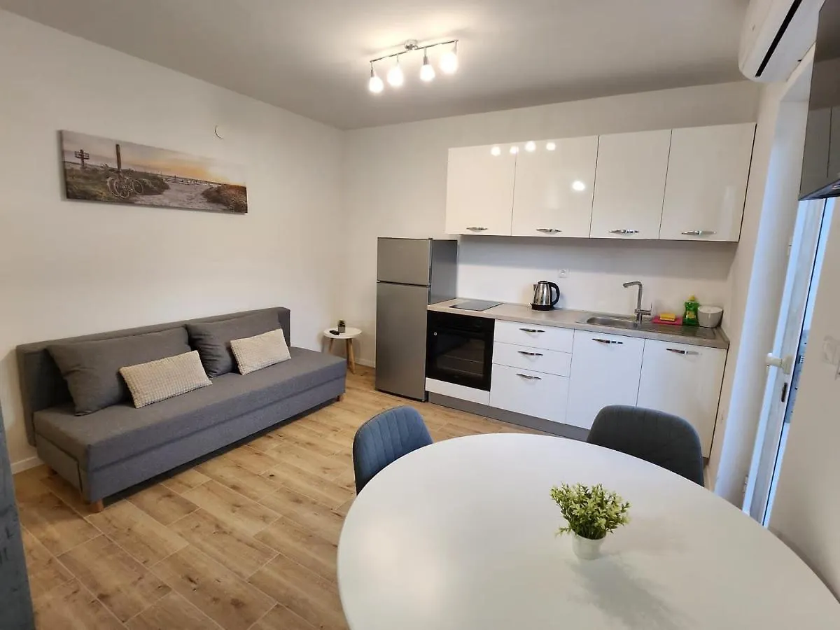 Apartment Studio Anka Pakostane Croatia